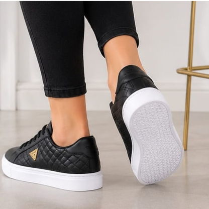 Zapato Deportivo Rombos Tipo Guess